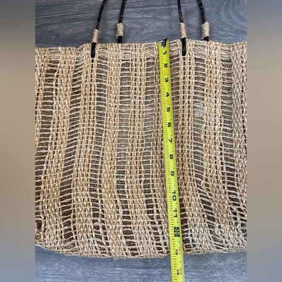 Summer Abaca Straw Medium Tote Bag Leather Handles Made in Philippines - Picture 3 of 10